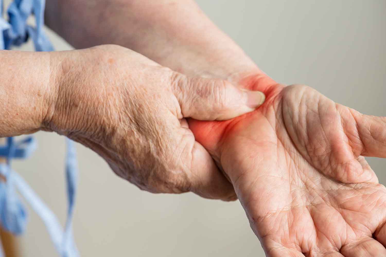 Conheça as 8 principais causas de dor no pulso
